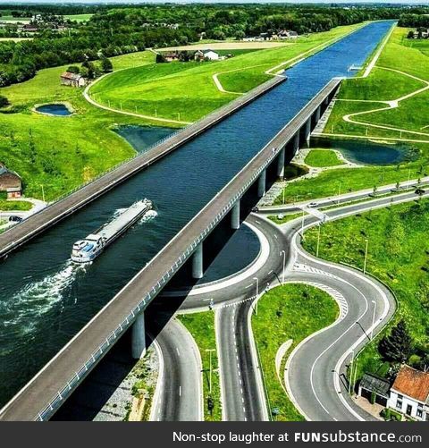 This water bridge