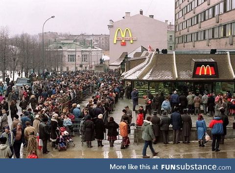 First McDonalds in Moscow