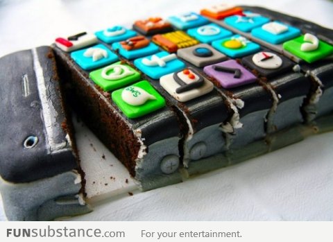 The iPhone cake.