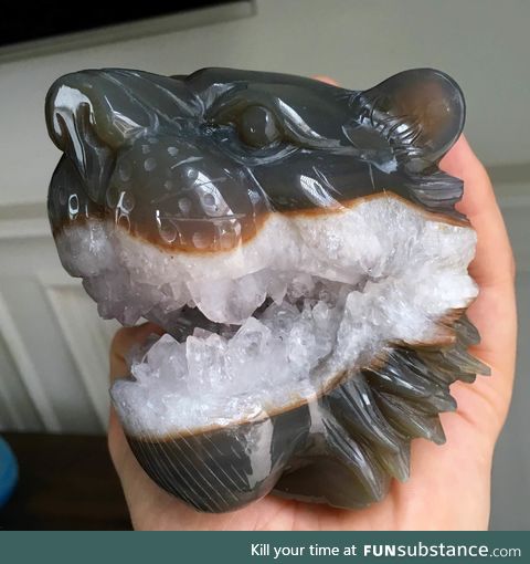 Carved agate and quartz geode