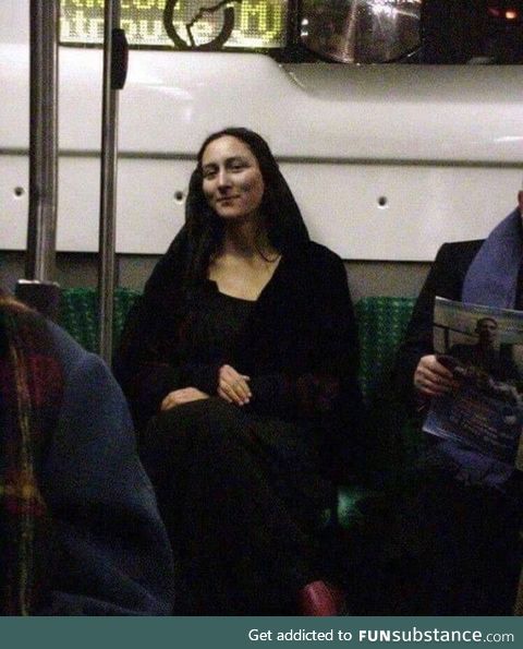 Mona Lisa in London metro