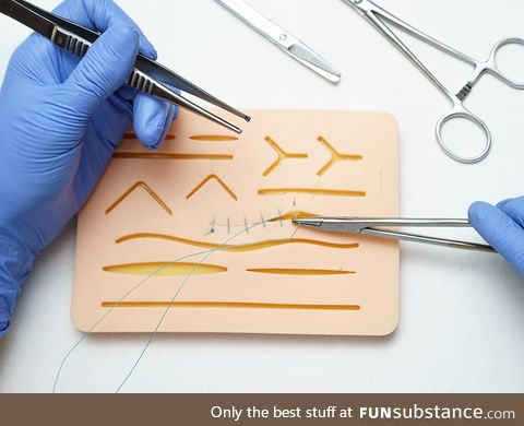 Suture training pad