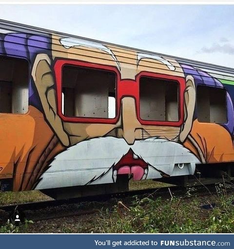 Amazing paintwork on a train