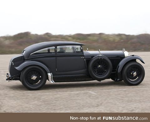 The 1930 Bentley Blue Train came stock with a chopped top