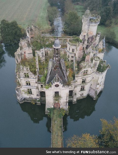 Abandoned Castle of la mothe-chandeniers