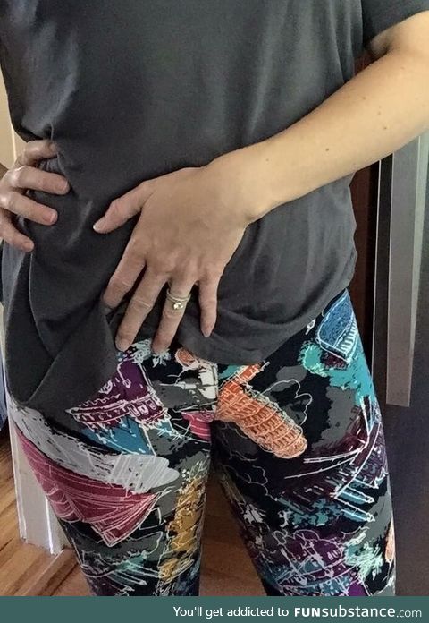 Well positioned leaning Tower of Pisa on gym leggings