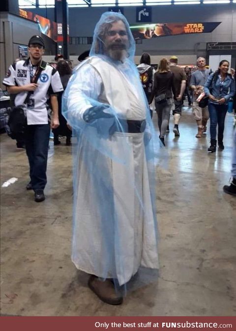 This is a better cosplay than the entire last StarWars Trilogy
