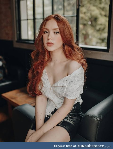 Your daily dose of Redhead
