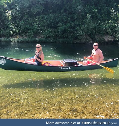 Hovering canoe