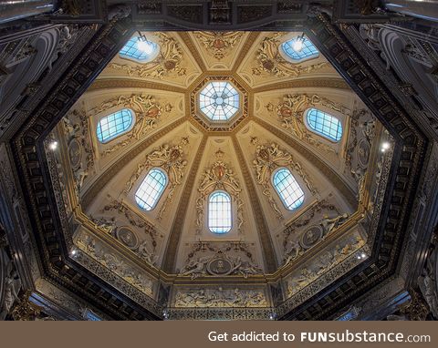 Cupola of Kunsthistorisches Museum, Wien, Austria