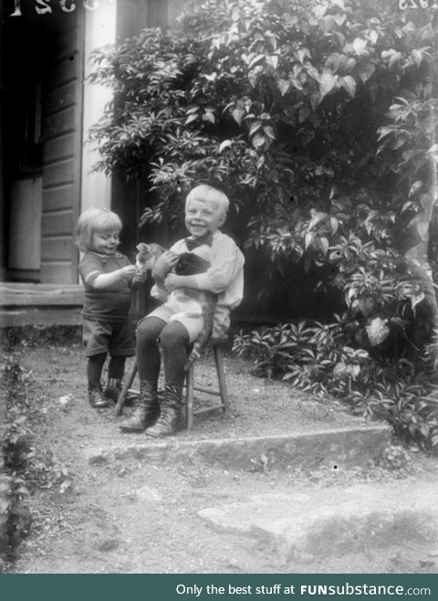 The Ljung boys and the cat, 1923, Sweden