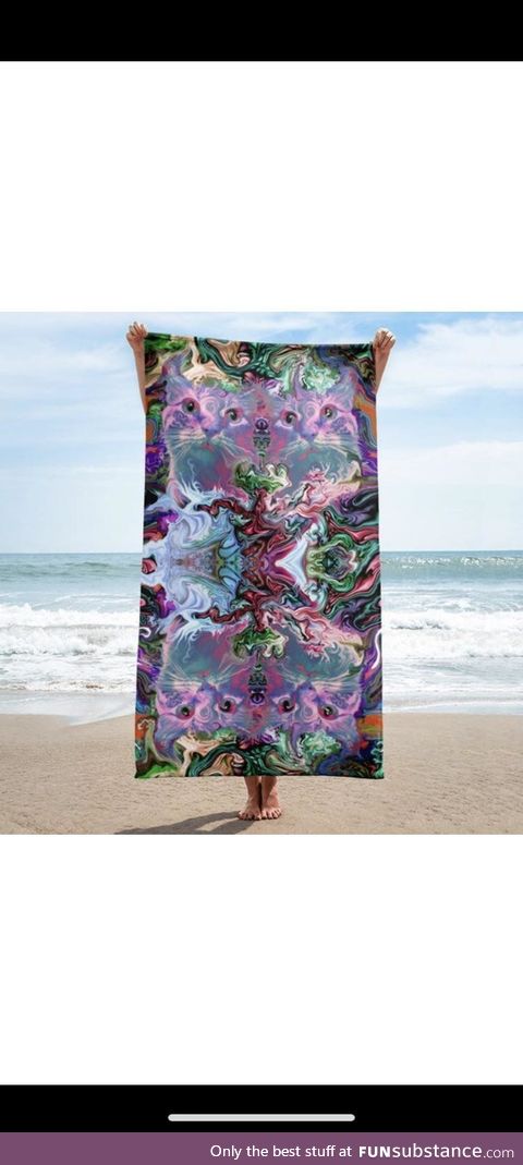 Who likes trippy kitties.....And beach towels
