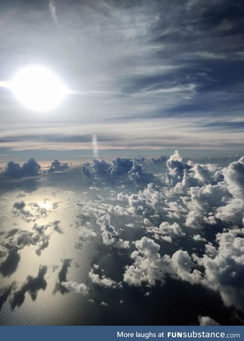 This photo flying out of Cancun looks almost extraterrestrial