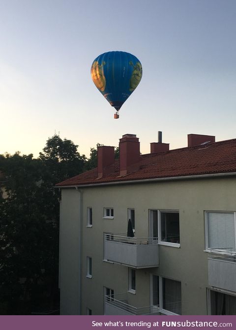 There’s someone that has a hot air ballon with Shrek on it in Stockholm