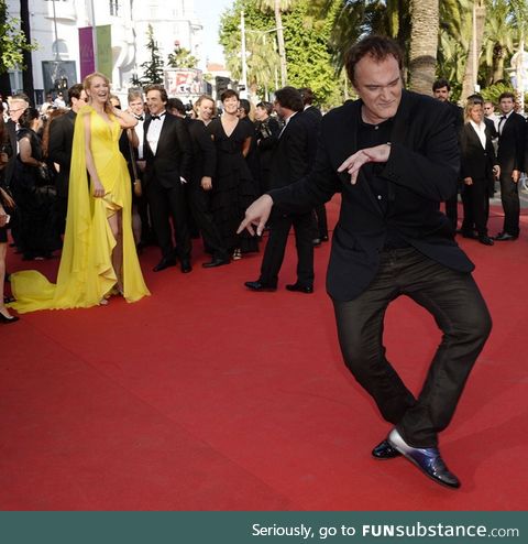 Quentin Tarantino dancing like Uma Thurman