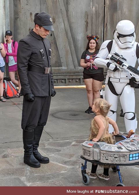A wholesome Disney moment at the park today