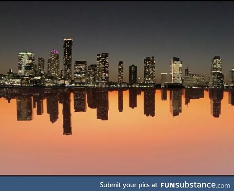 A friend posted two photos of a skyline from NYC before and after dusk. Here they are