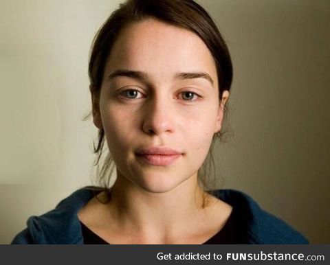 Emilia Clarke with no makeup