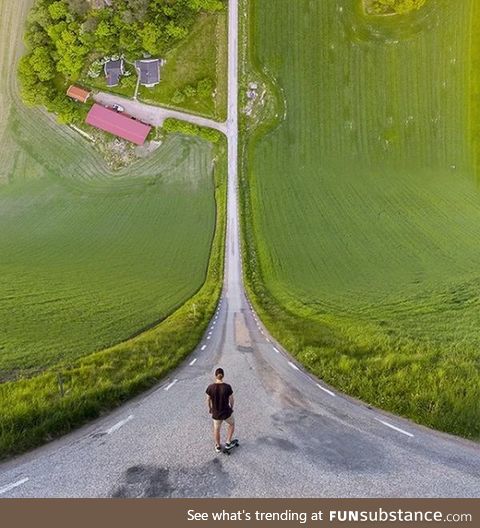 5 drone photos connected together