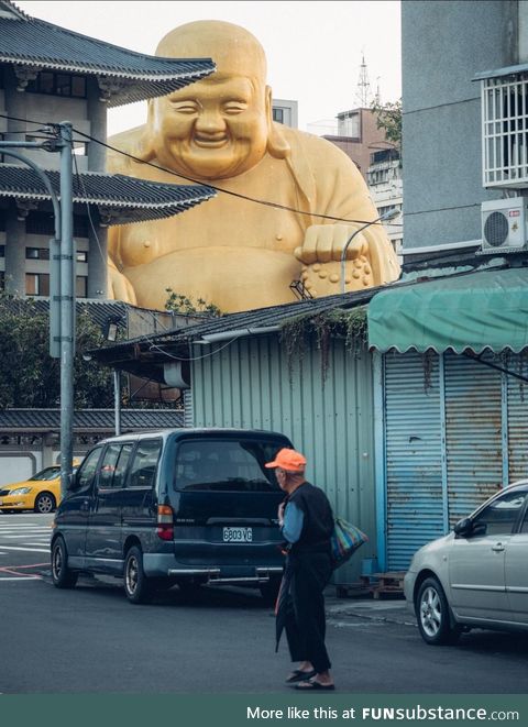 Big Boy Buddha the Enlarged Enlightening