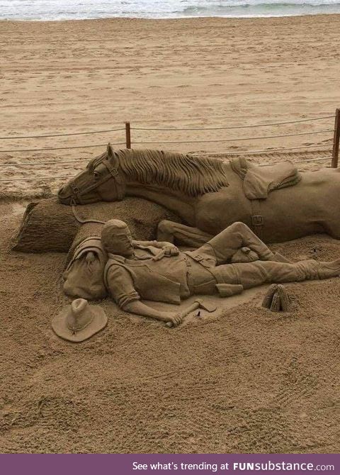 When sand imitates art