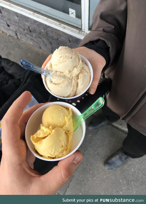 We both ordered one scoop of ice cream. I think the ice cream vendor likes my wife