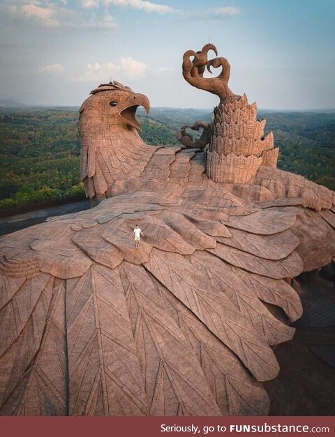 Jadayupara, the world's largest avian sculpture