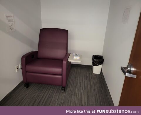 [OC] A private "relaxation room" at my office