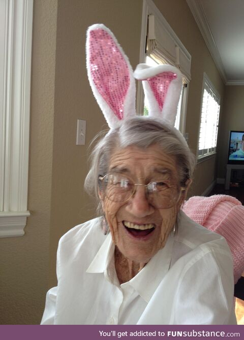 [OC] I know it’s not everyone’s favorite holiday, but Easter was for my Grandma. Miss