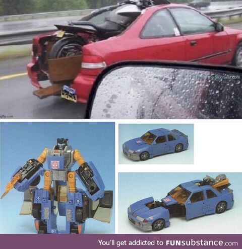 Ah so that’s how they got the idea for this transformers toy