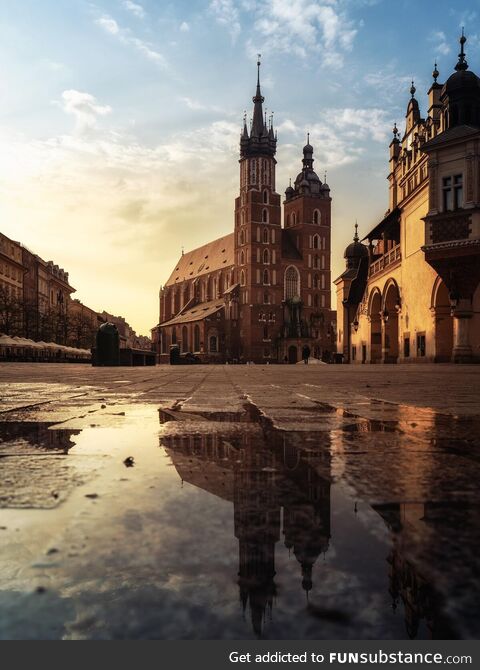 Early morning in krakow (oc)
