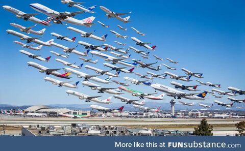 40+ pictures of airplanes taking off from LAX overlayed