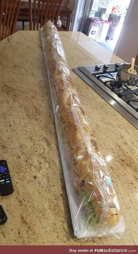 I finally got to buy a 6 ft sandwich