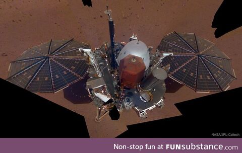InSight Lander Takes Selfie on Mars