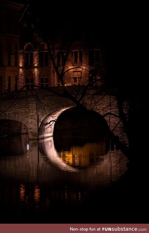 The "moon" - bruges
