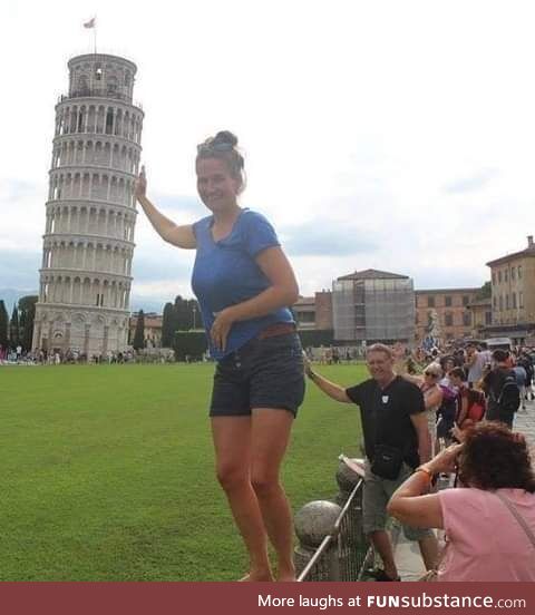 The leaning tower of Lisa