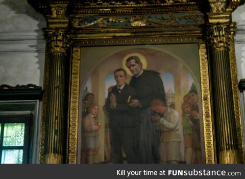 Holy Mark Zuckerberg painting found in Italian church (Sant'Apollinare-Nuovo)