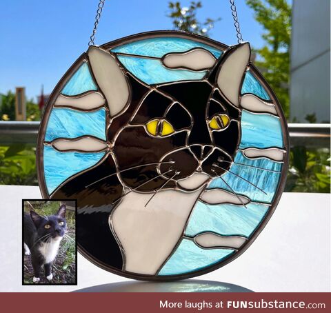 I made this tuxedo cat's stained glass portrait