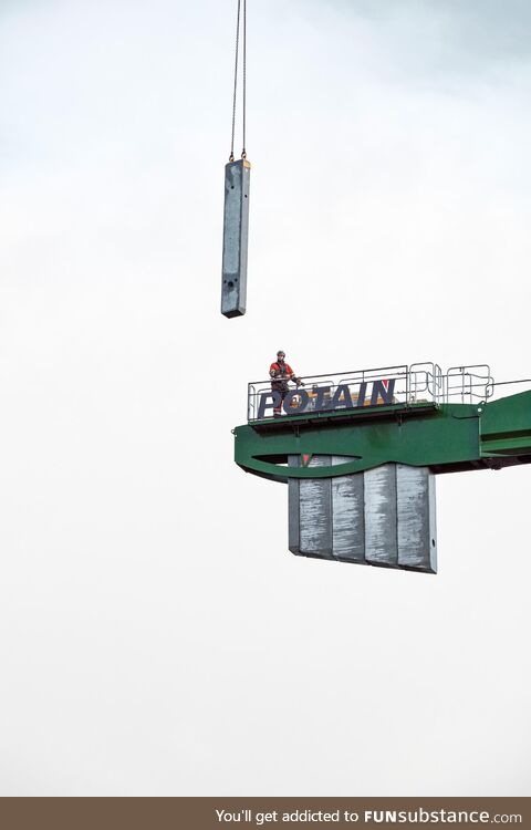[OC] Loading ballast into a crane