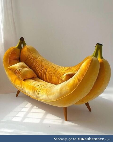 Sofa... Sofa banana... The hottest spot north of Havana