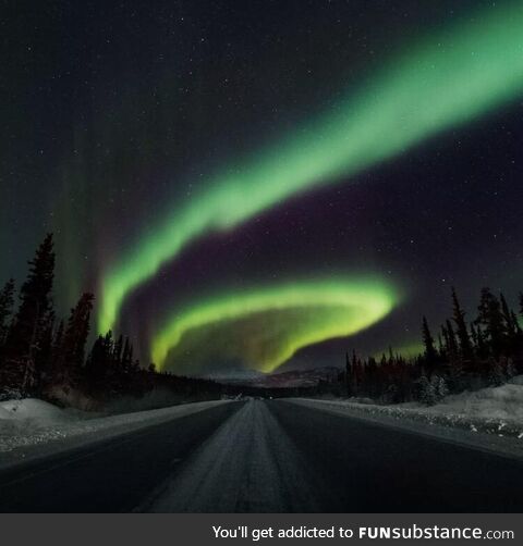 The romantic city of aurora, never frozen port all year round, Murmansk