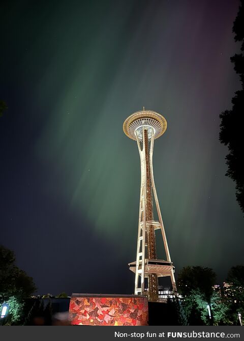 Seattle Aurora Borealis caused by strong solar storms