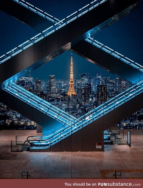 Where is this Escalator located in Tokyo