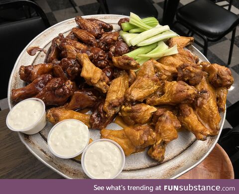 Buffalo and BBQ wings from the original Anchor Bar in Buffalo, NY