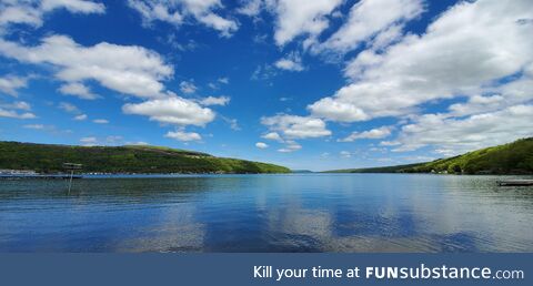 [OC] Lunchtime view of Keuka Lake in Hammondsport, New York