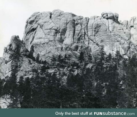 (OC) Mount Rushmore at the time it was unpresidented in 1908