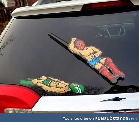 Elbow drop windshield wipers