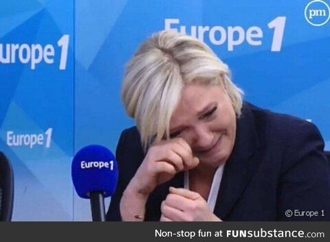 Le Pen le Faciste qui Crying