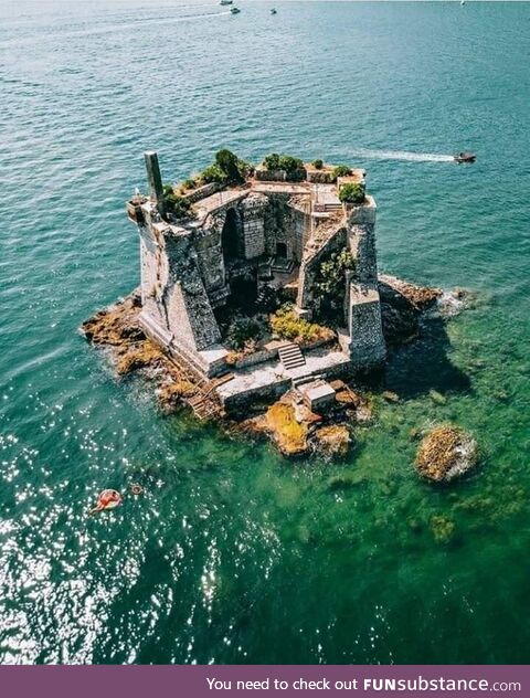 Torre scola - la spezia, italy