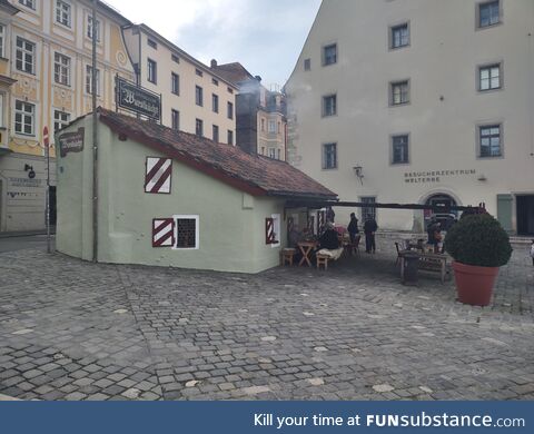 Historische Wurstküche zu Regensburg, possibly the oldest continuously open public
